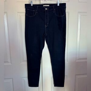 Levi’s Women Dark Blue Skinny Jeans